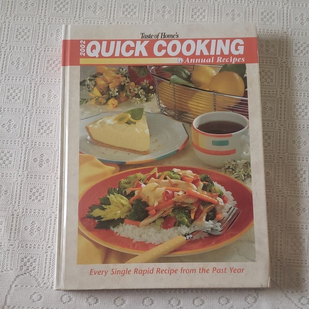 Taste of Home's 2002 Quick Cooking Annual Recipes Cookbook